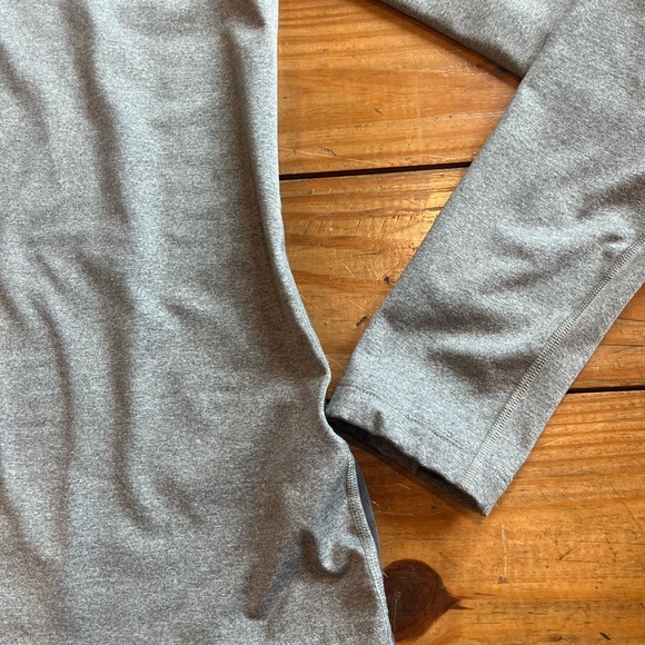 (335) NIKE DRI-FIT TOP - Picture 2 of 16